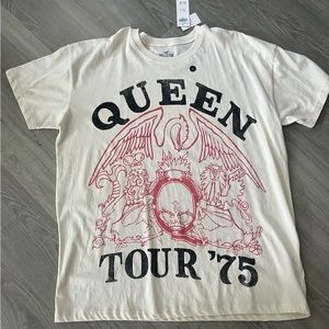 NWT QUEEN 75 TOUR T-SHIRT